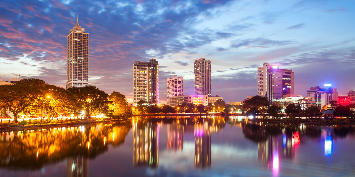 Discover Colombo: Your Easy Travel Guide with the Best Flight Deals from the UK