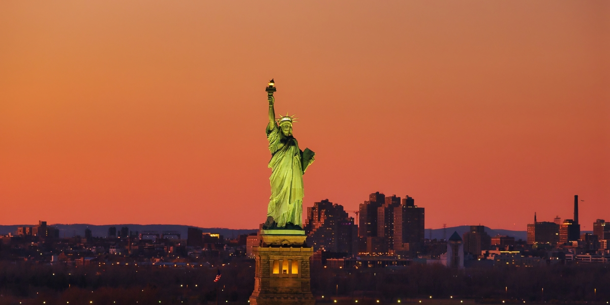 New York, Here We Come: Your Dream Trip with Uselect Flights!