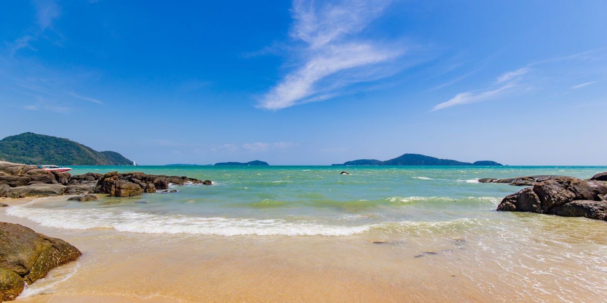 Phuket Unveiled: A Comprehensive Guide to Your Ultimate Tropical Getaway with Uselect Flights
