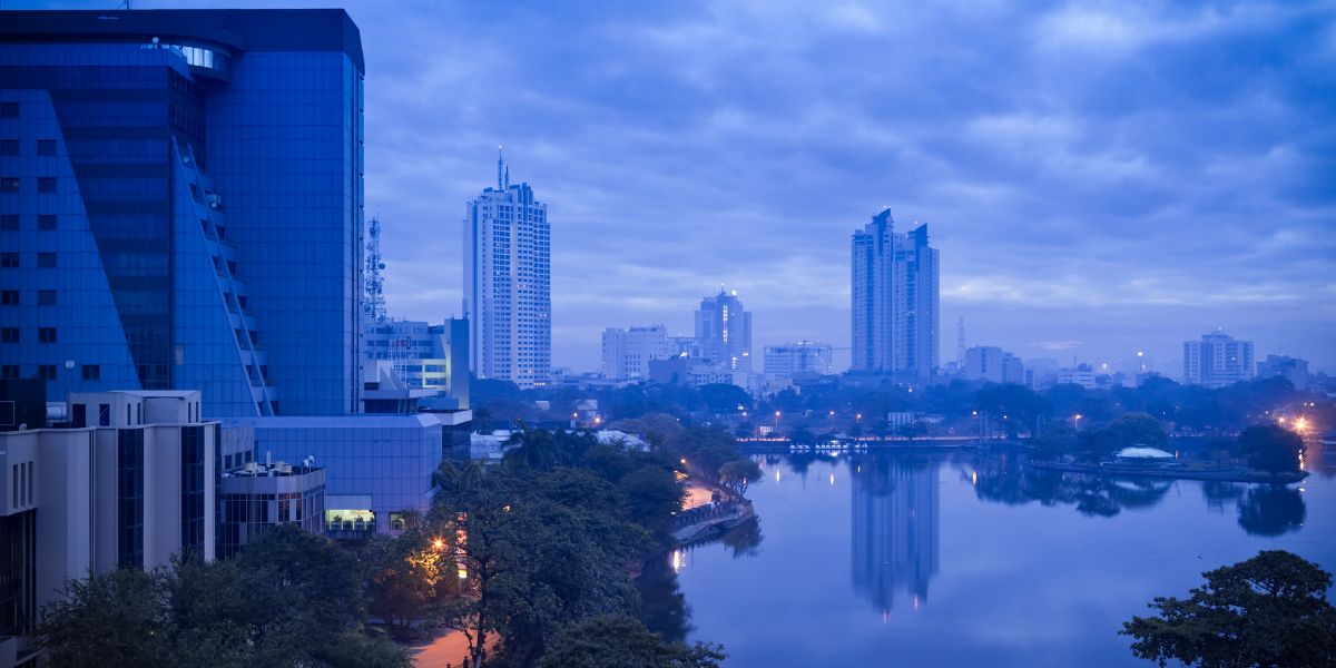 Tired of Boring Holidays? Go to Colombo at the Best Price!